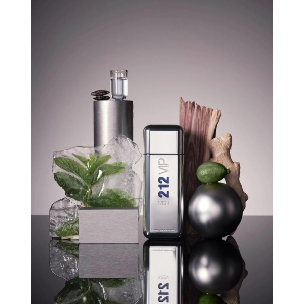 Carolina Herrera 212 Men Vip Edt 200 ml Para Hombre - Imagen 3
