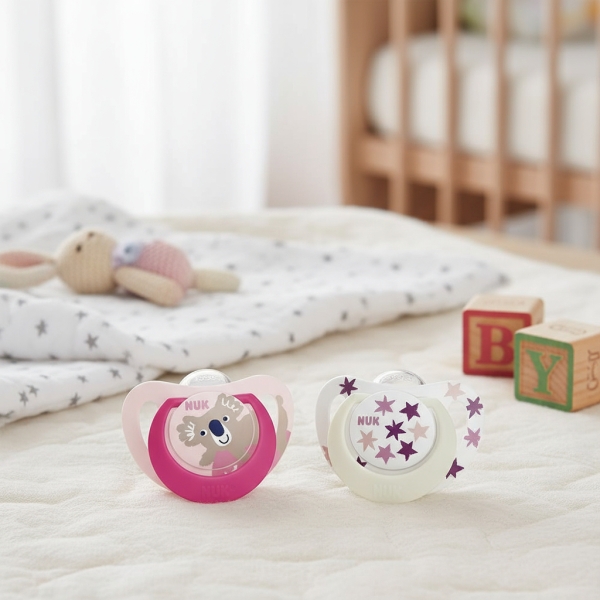 Chupetes Nuk Star Day & Night Bebe Pack X 2 18/36 M - Imagen 2