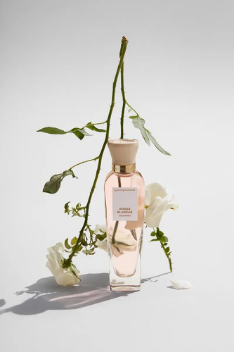 Agua Fresca De Rosas Blancas Edt 60ml Para Mujer - Imagen 6